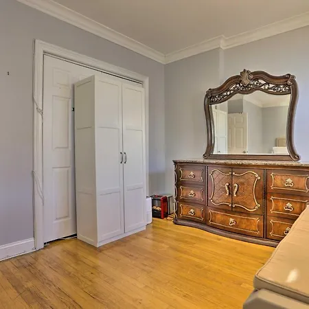 Hoboken Condo Walk To Public Transit!
